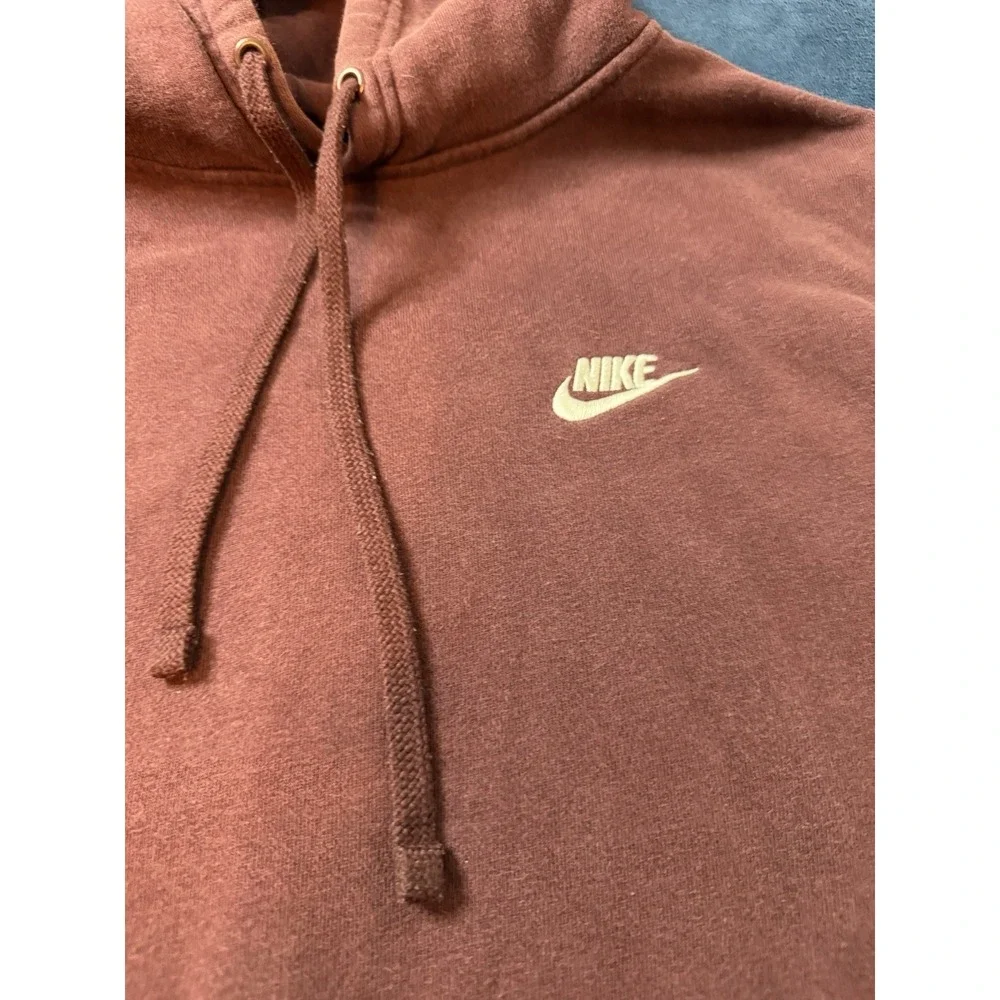 Y2K Burgundy Nike Pullover Hoodie Mens Medium Red Maroon Embroidered Logo